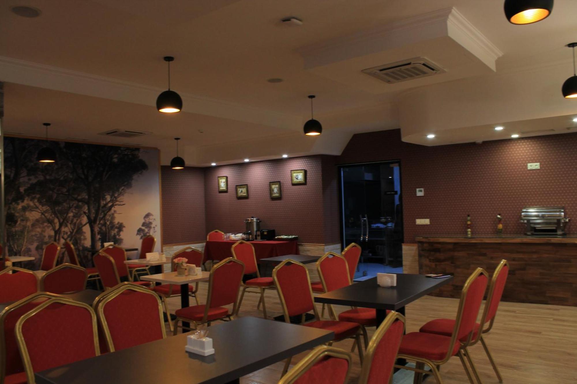 Redline Hotel Tbilisi Exterior photo