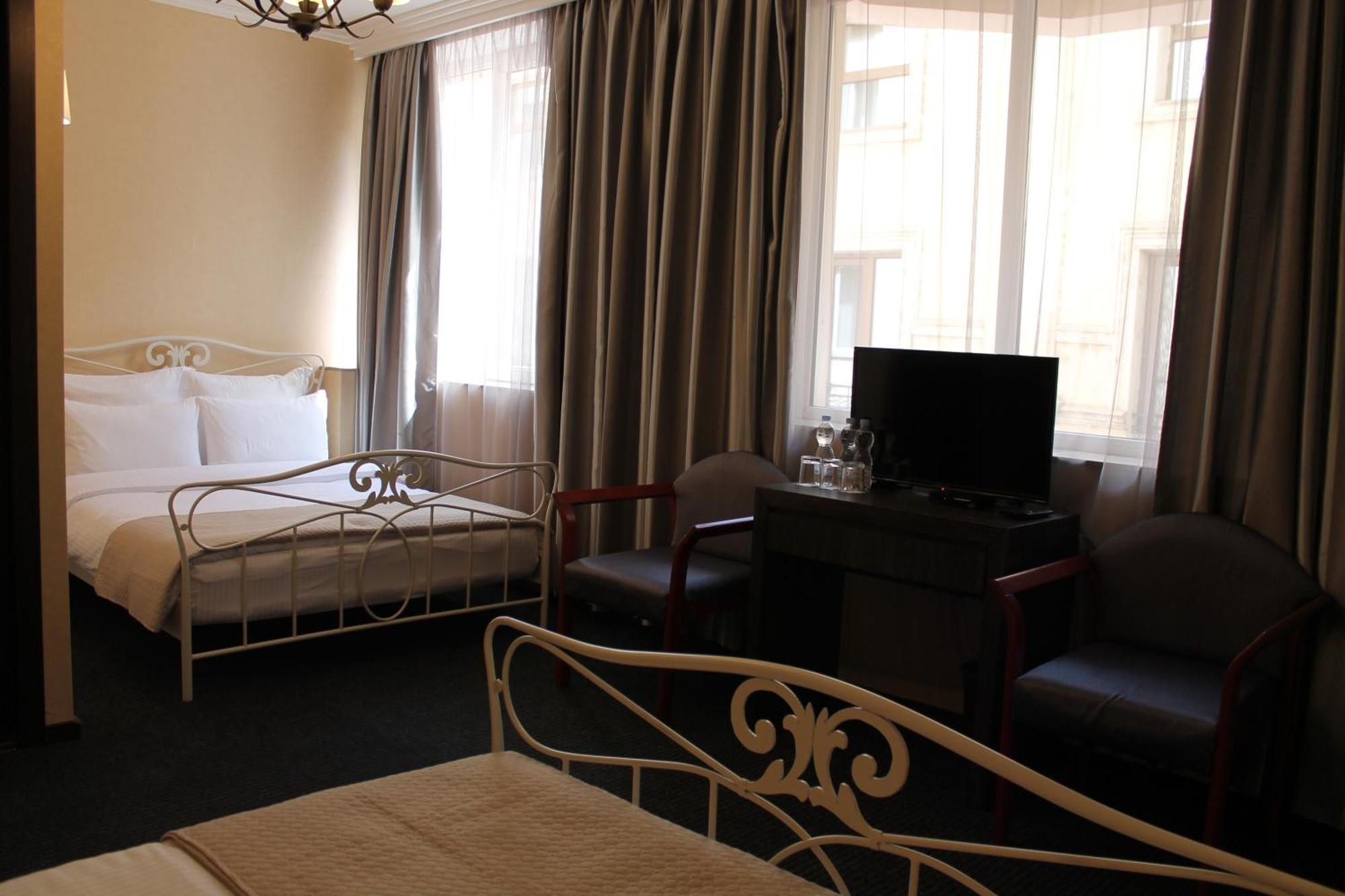 Redline Hotel Tbilisi Exterior photo