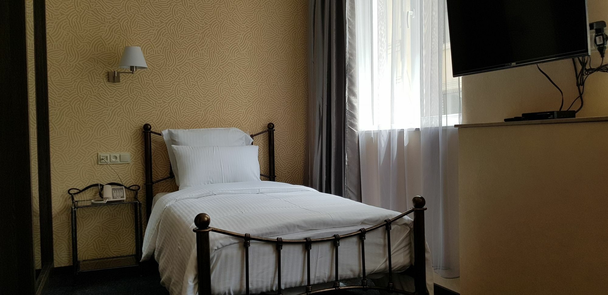 Redline Hotel Tbilisi Exterior photo